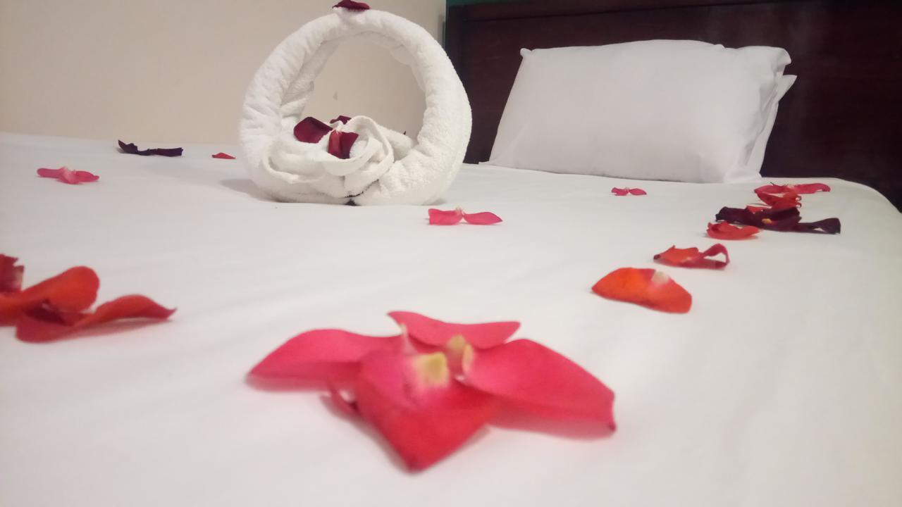Cairo Hotel ภายนอก รูปภาพ