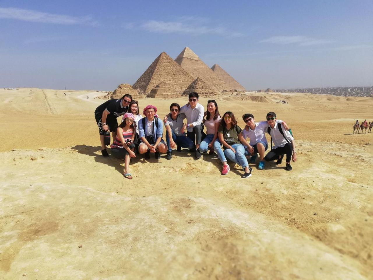Cairo Hotel ภายนอก รูปภาพ